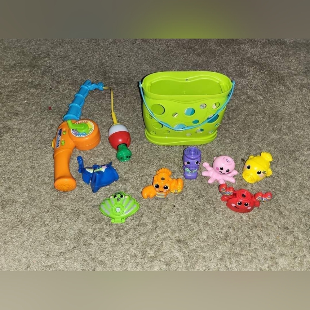 Vtech jiggle & giggle fishing set learning toy with 7 sea creatures
